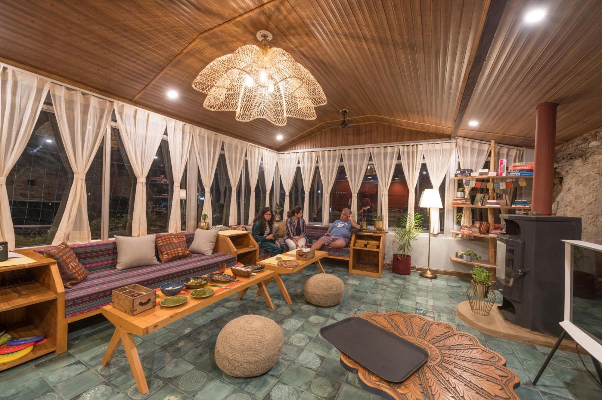 Cedar Hill Lodge - A Boutique Homestay Машобра Экстерьер фото